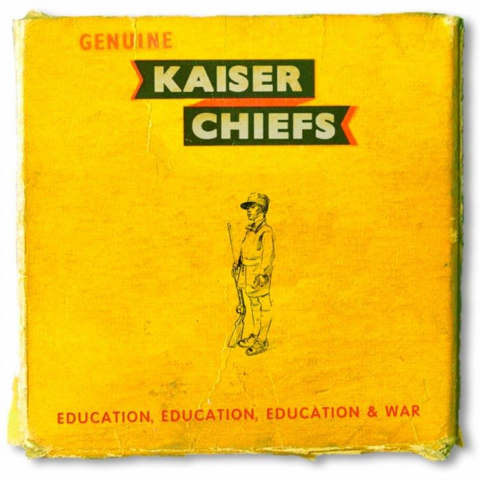 Portada de 'Education, Education, Education & War' de Kaiser Chiefs
